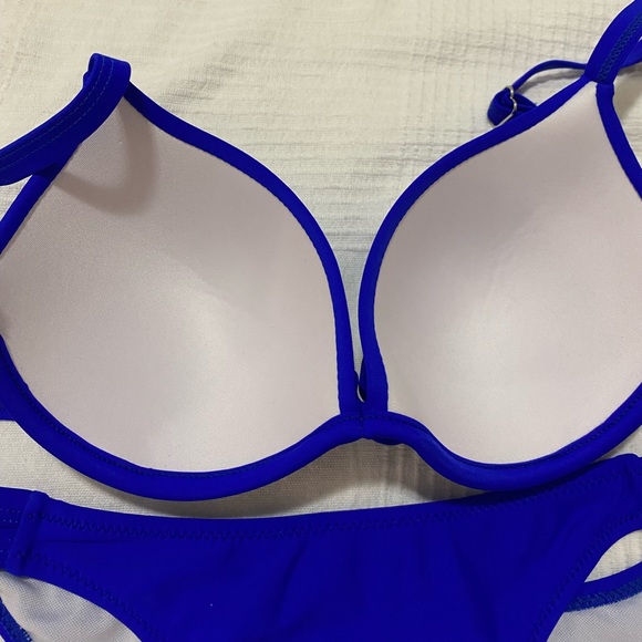SHEIN royal blue bikini set - Picture 5 of 5